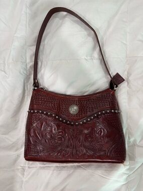 American West Embossed Floral Leather Shoulder Bag - Wine